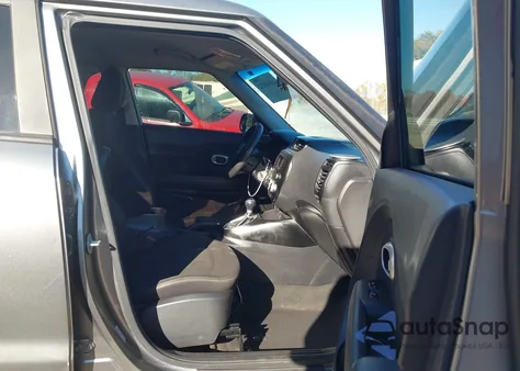 2015 Kia Soul z USA, uszkodzony, nr VIN KNDJN2A29F7116637